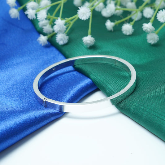 Pure Sophistication Bangle