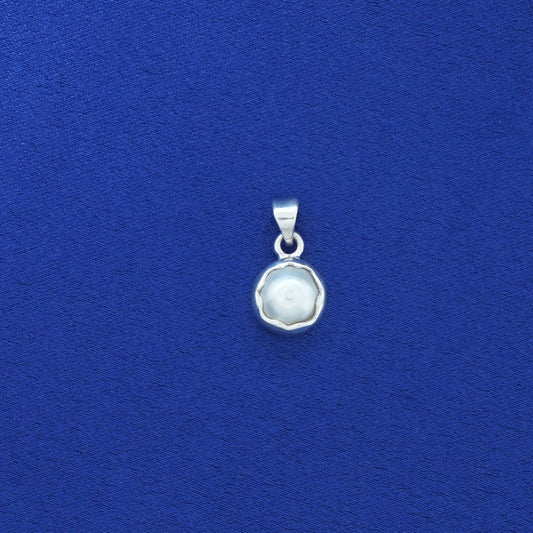 Silver Pearl Pendant