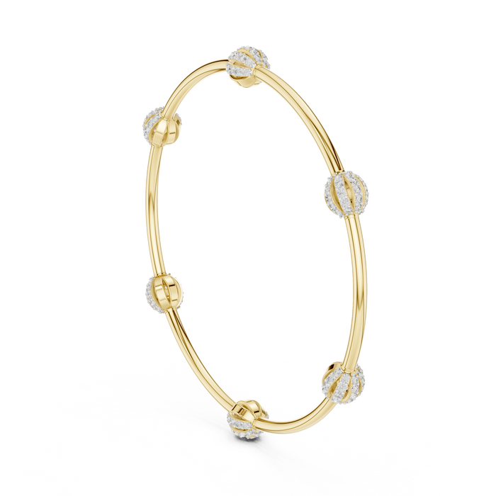 The Valcourt — Round Prong Bracelet