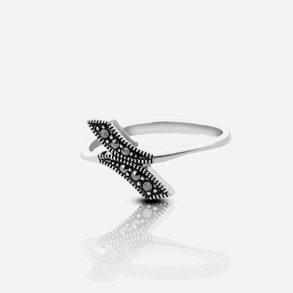 Silver crossover ring